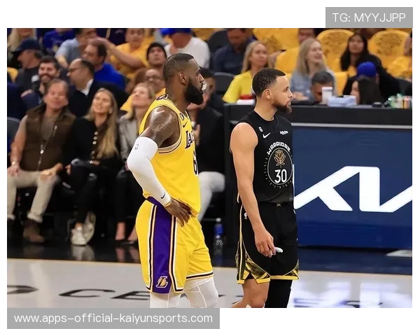 巨星的逆袭：詹姆斯和库里巅峰对决全回顾！，詹姆斯和库里交手数据