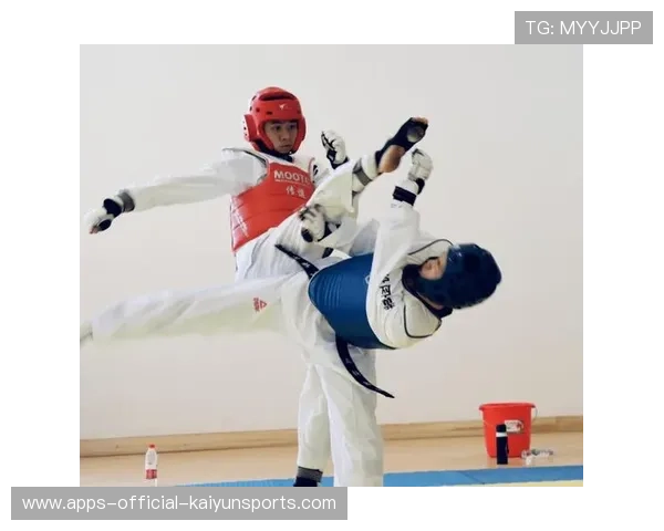 枫叶军团七人制橄榄球攻守平衡发挥出色 枫叶军团七人制橄榄球攻守平衡发挥出色